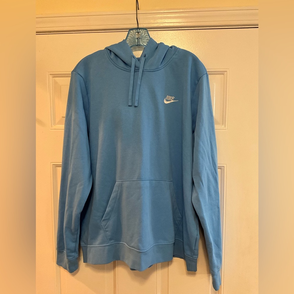 NWOT ~ NIke Hoodie  Sz XL